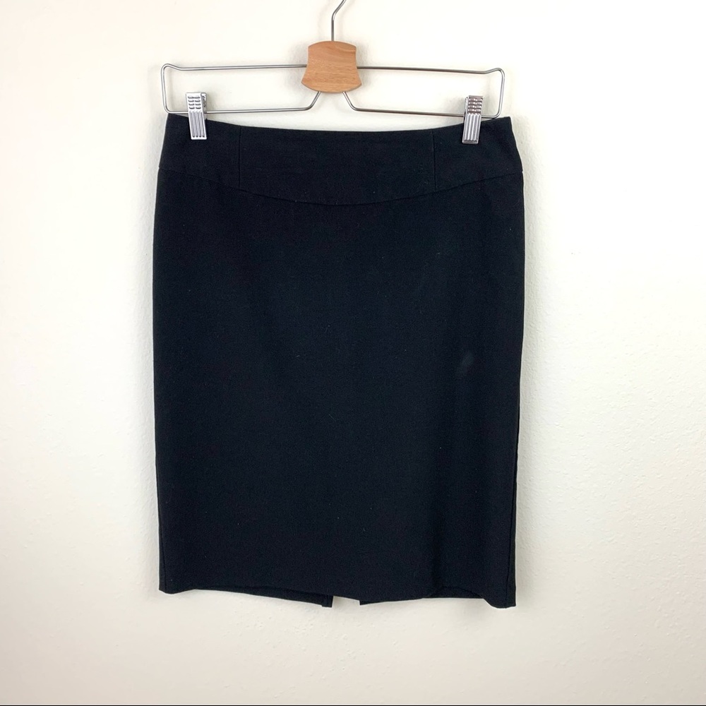 ✨5 FOR $25✨  Sequin Hearts Black Pencil Skirt